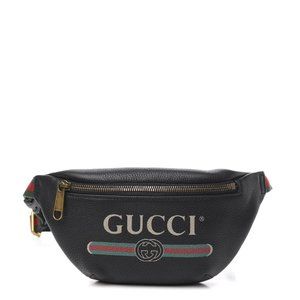 Gucci Logo Belt Bag in Black Leather